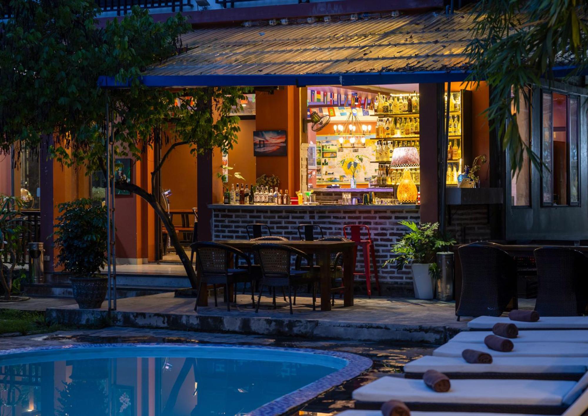 Catba Backpackers Hostel & Pool Bar Chan Chau Kültér fotó